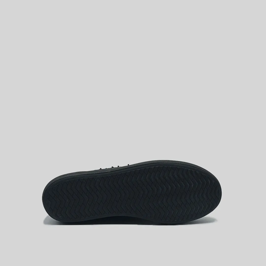 ADAMO perforated BLACK ( SAMPLE) SIZE 42
