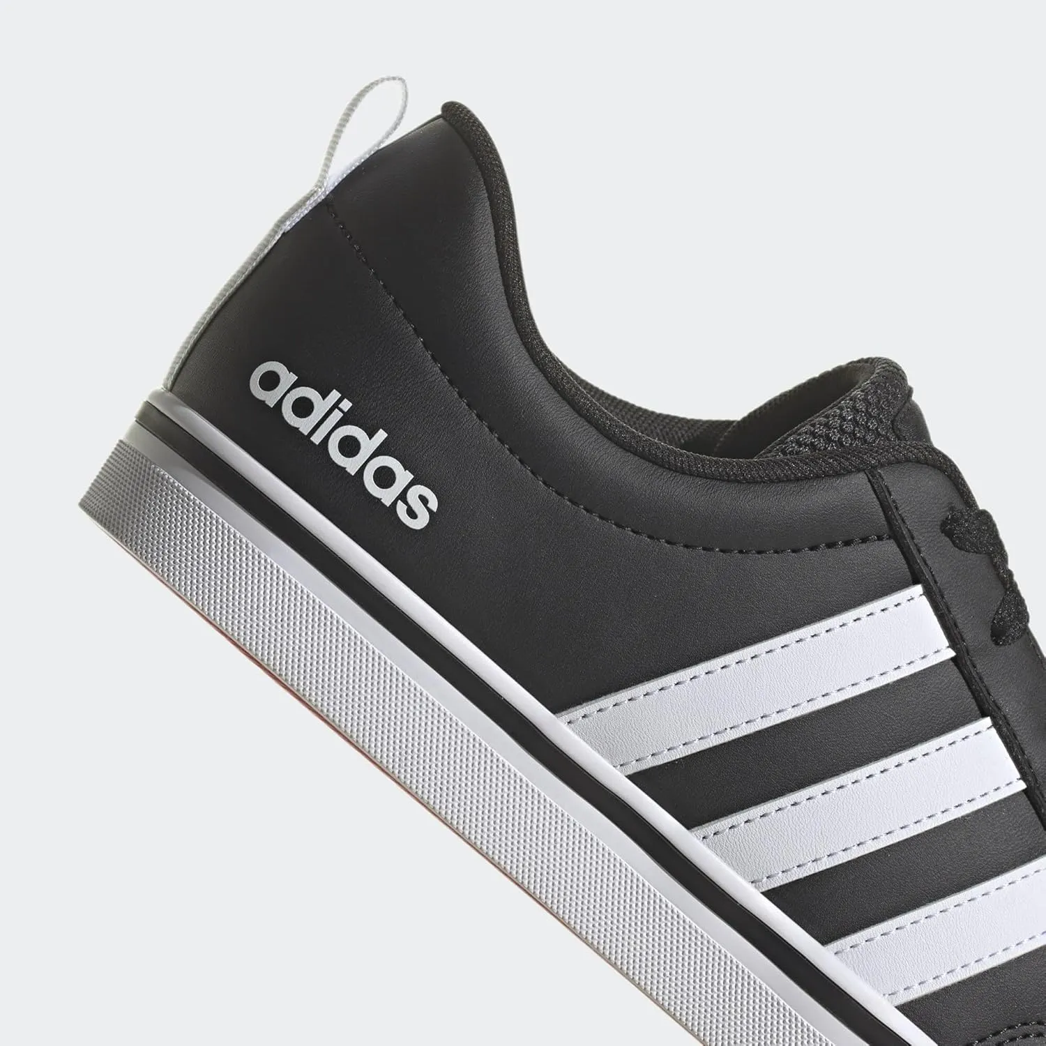 adidas Men's Sneaker
