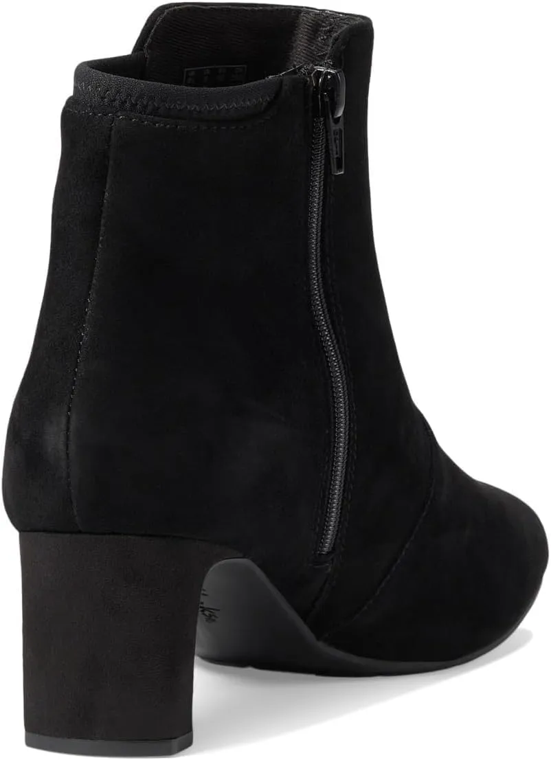 Clarks Women's Kyndall Faye Fashion Boot