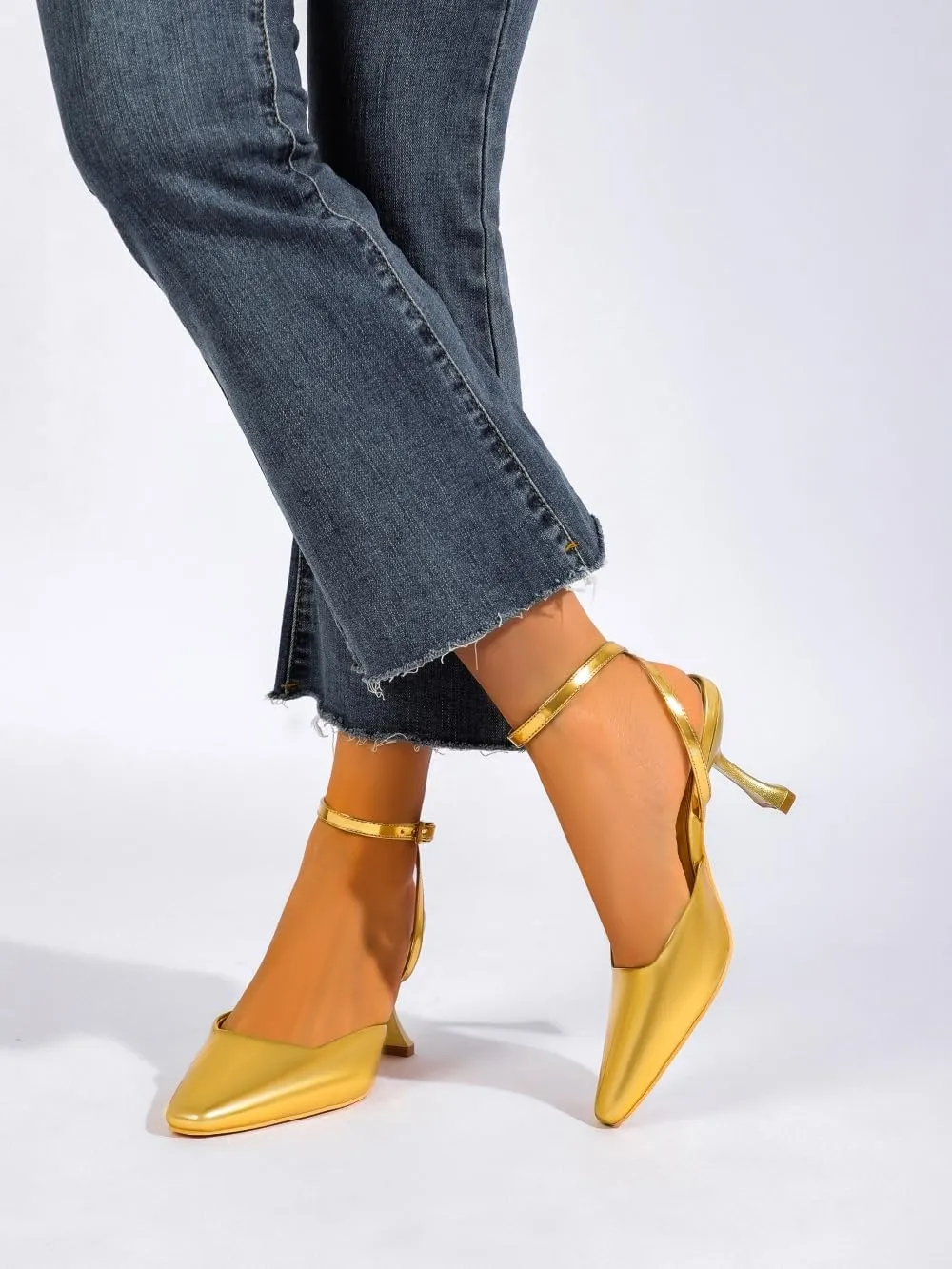 Closed Toe Heels for Women Sexy Square Toe Ankle Strap Mid Stiletto Pumps Comfortable Dress Bridal Wedding Kitten Shoes