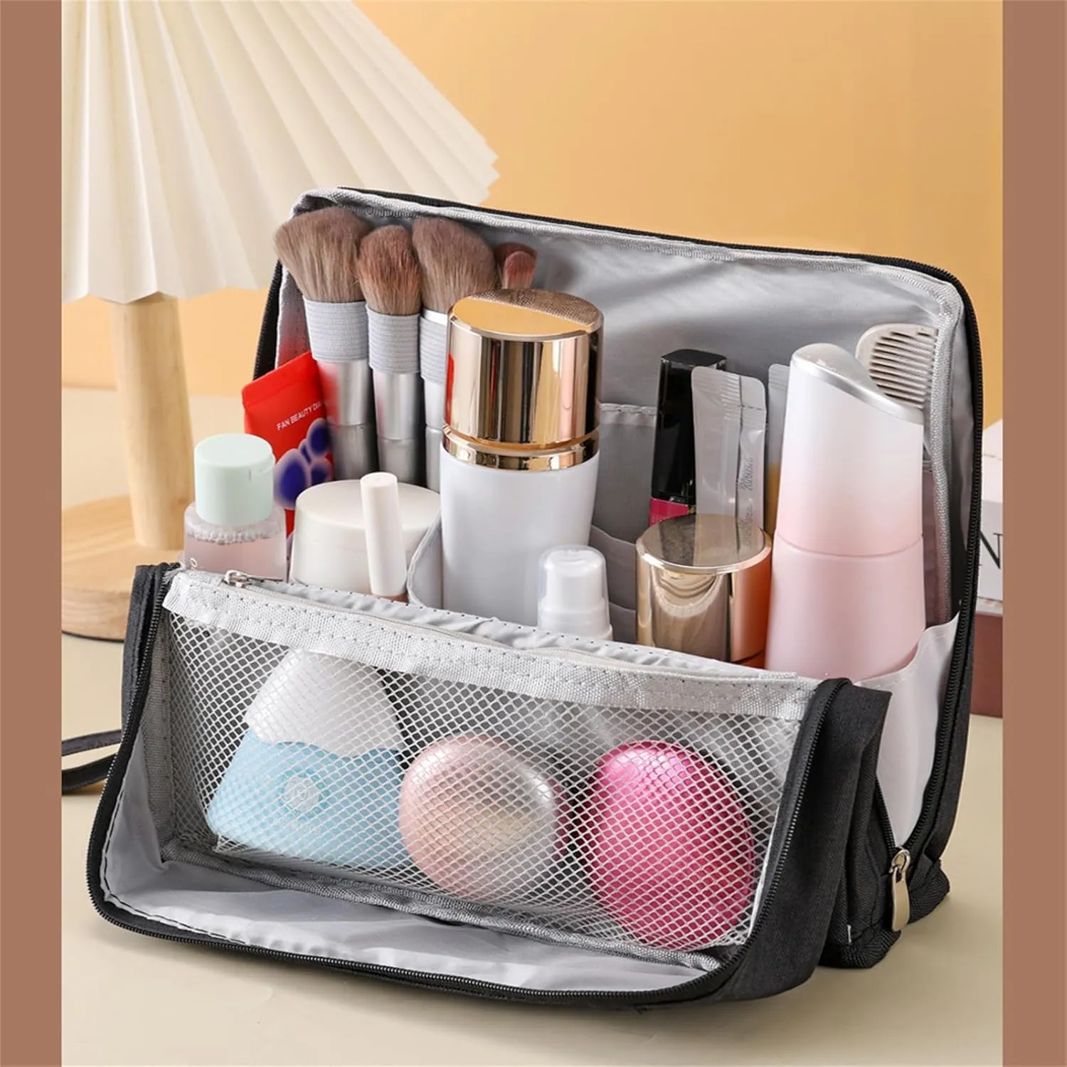 Doresty Makeup Bag, Standing Makeup Bag, Portable Large Capacity, Stand Up Make Up Bag with Mirror, Waterproof Oxford Cloth Cosmetic Organizer with Compartments, for Women & Girls (Beige)