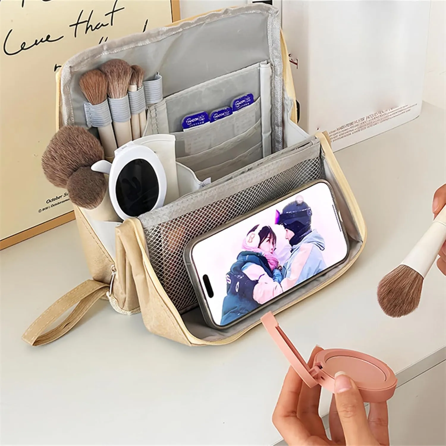 Doresty Makeup Bag, Standing Makeup Bag, Portable Large Capacity, Stand Up Make Up Bag with Mirror, Waterproof Oxford Cloth Cosmetic Organizer with Compartments, for Women & Girls (Beige)