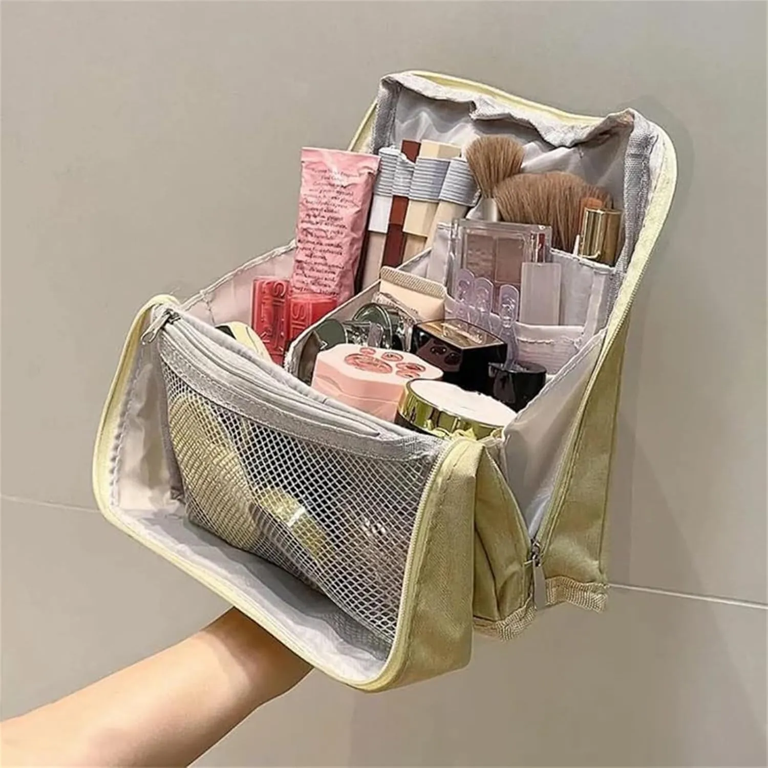 Doresty Makeup Bag, Standing Makeup Bag – Portable, Large Capacity, Vertical Large Opening Waterproof Multifunctional Make up Bags with Compartments, Smart Partitioning, Travel-Friendly (Navy)