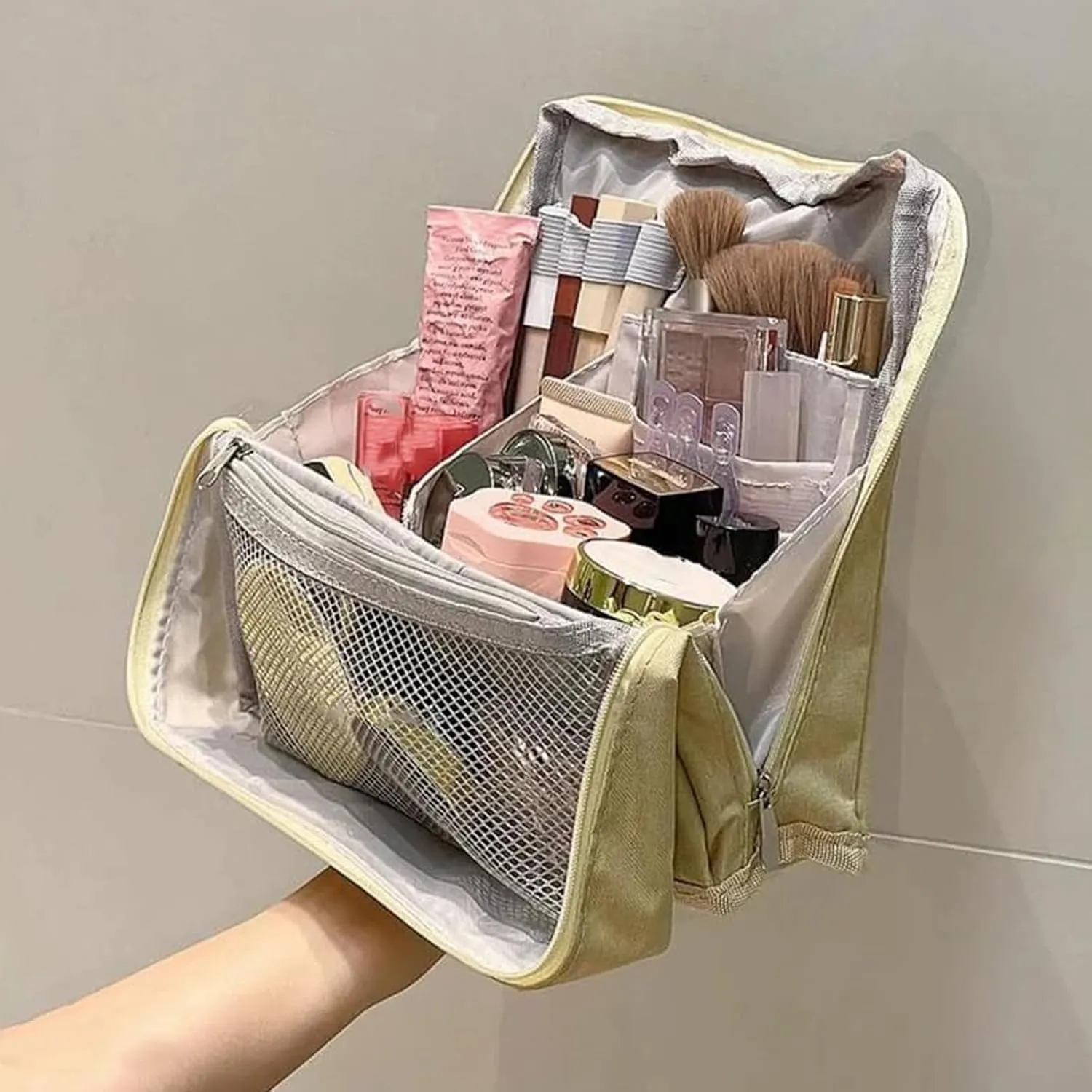 Doresty Standing Makeup Bag, Portable Large Capacity Vertical Makeup Organizer Bag, Multi-purpose Waterproof Makeup Bag with Compartments, for Home or Travel (Blue)
