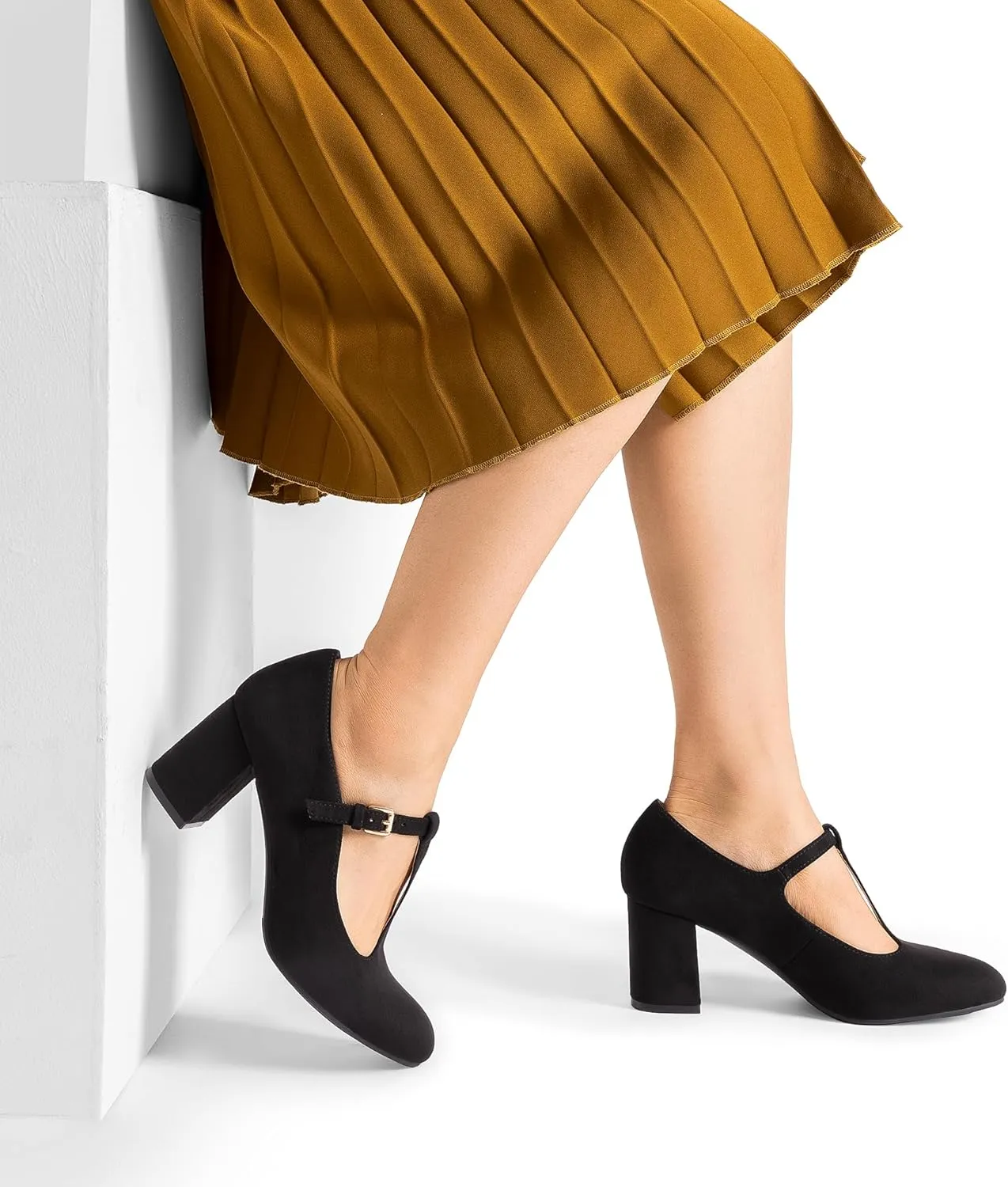 DREAM PAIRS Low Chunky Heels for Women T-Strap Mary Jane Pumps Wedding Dress Shoes