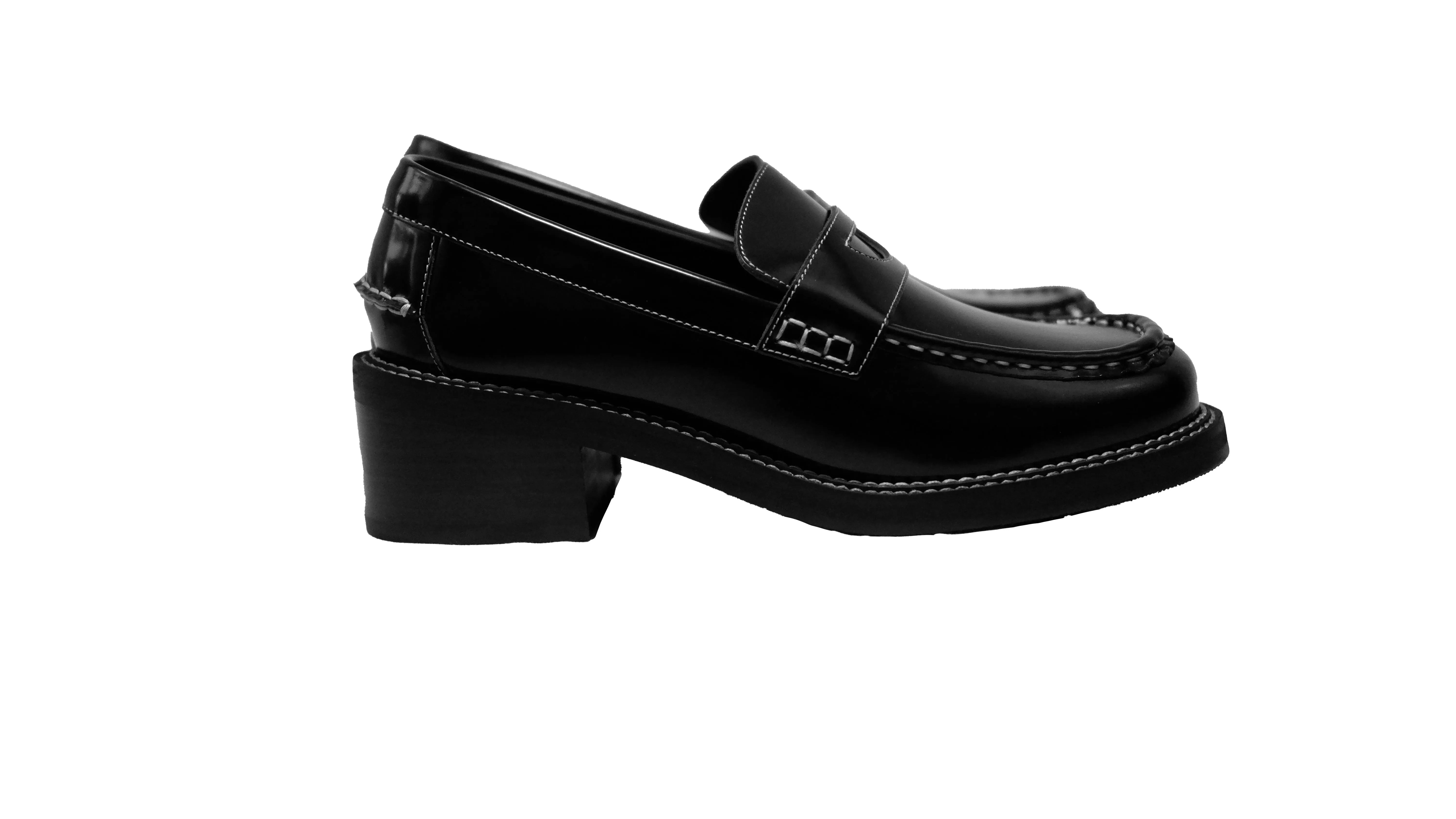 Gentlewoman 3.0 Women's Asymmetric Leather Loafer in Black