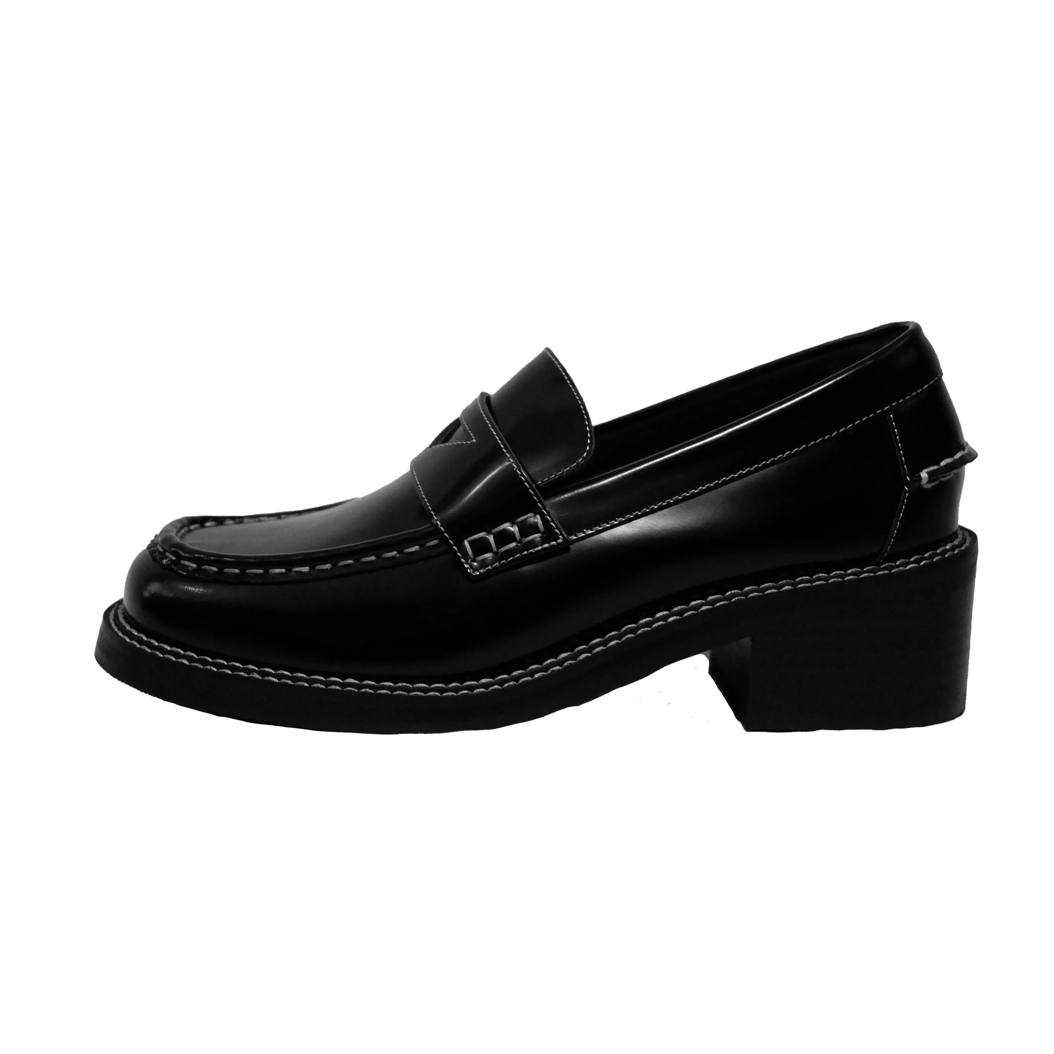 Gentlewoman 3.0 Women's Asymmetric Leather Loafer in Black
