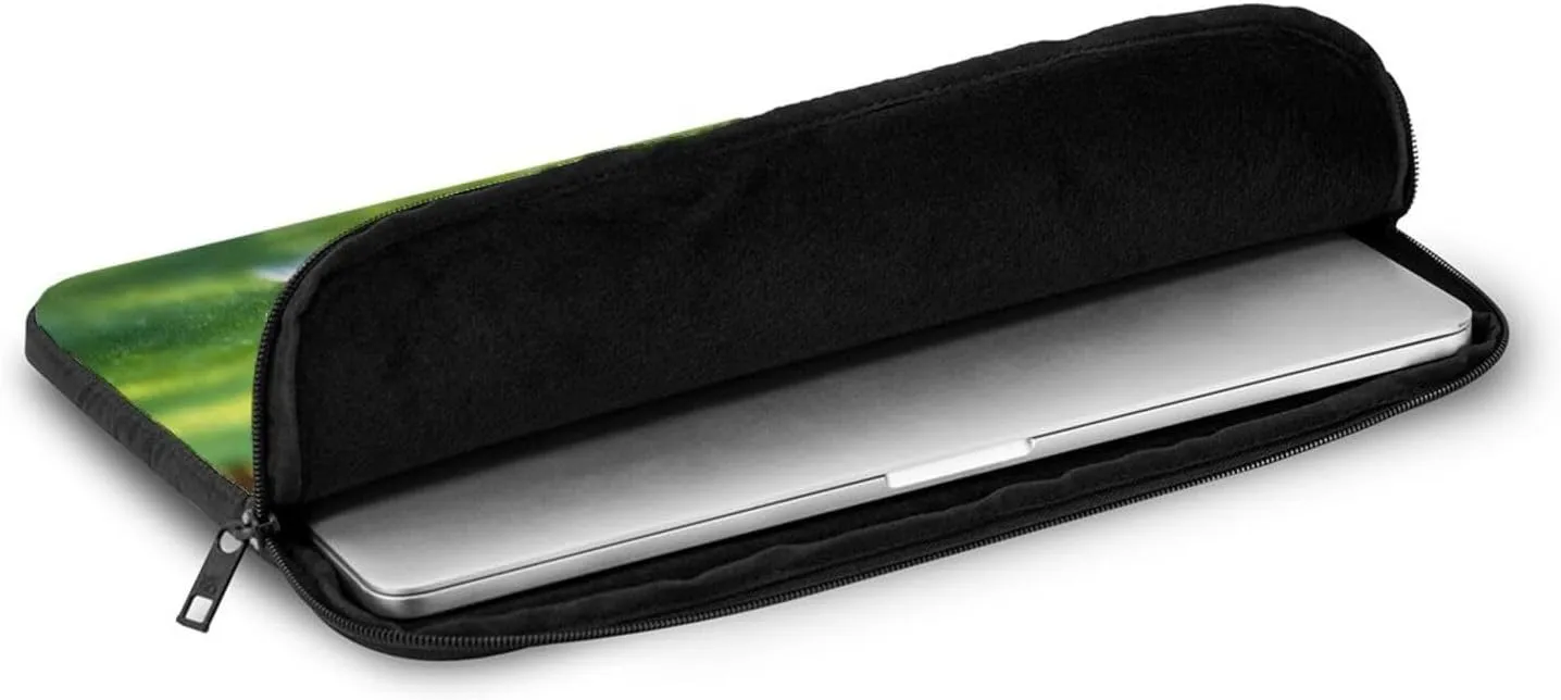 German Shepherd Dog Pattern Shockproof Portable Laptop 17 inch Sleeve Bag for Men and Women - Ideal for Business Travel, School, and Daily Use