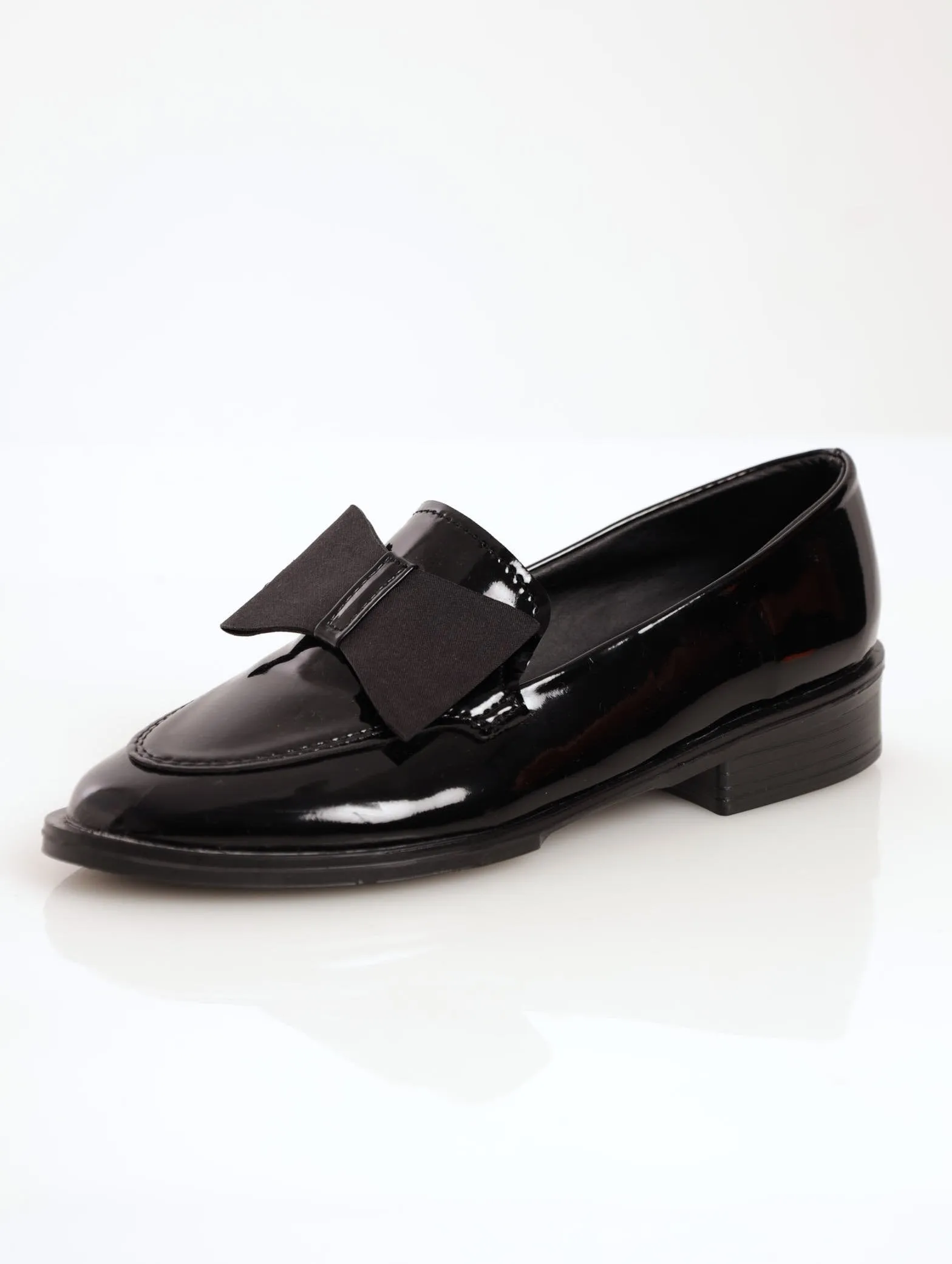 Girls Patent Loafer With Bow - Black