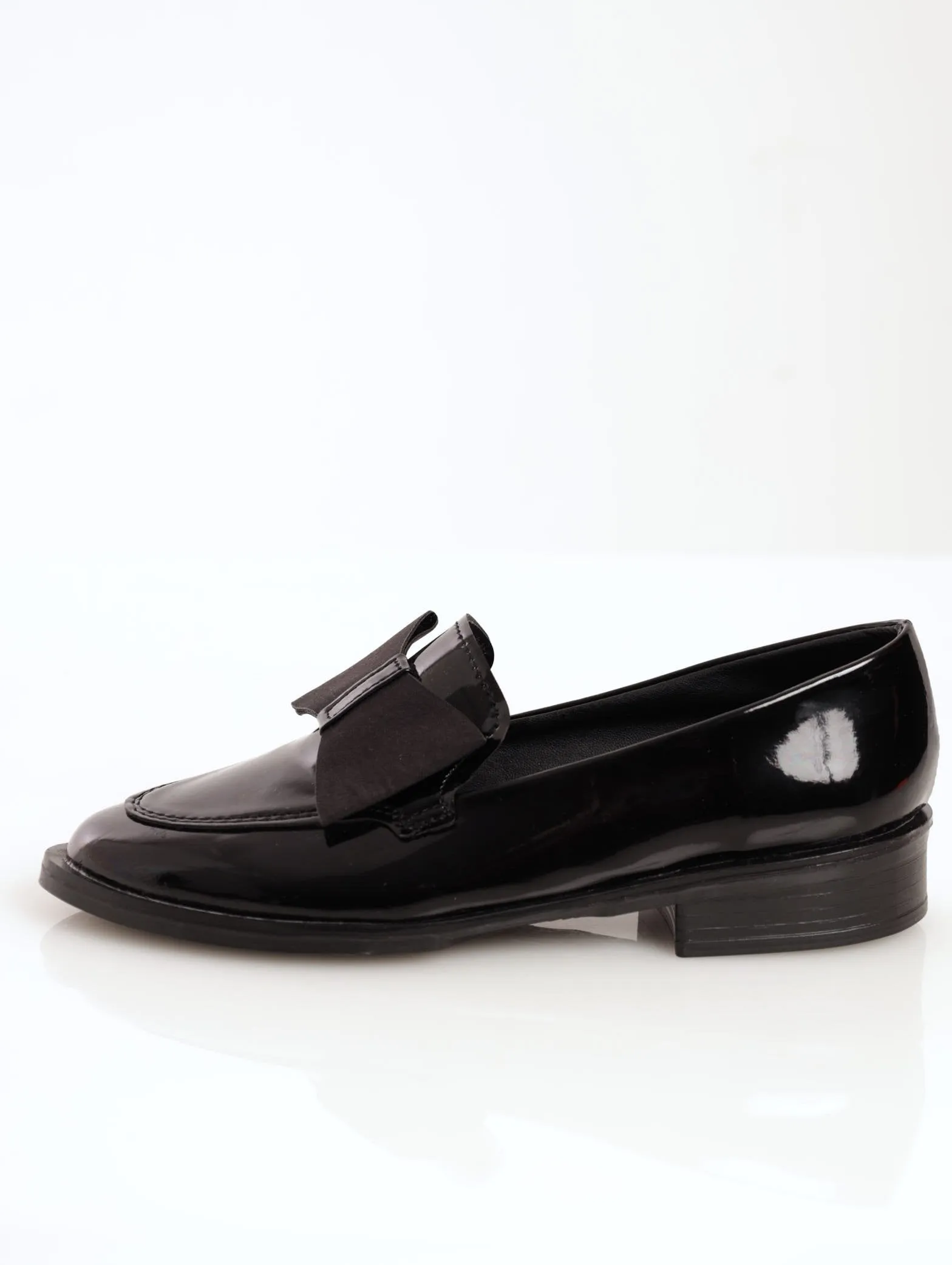 Girls Patent Loafer With Bow - Black