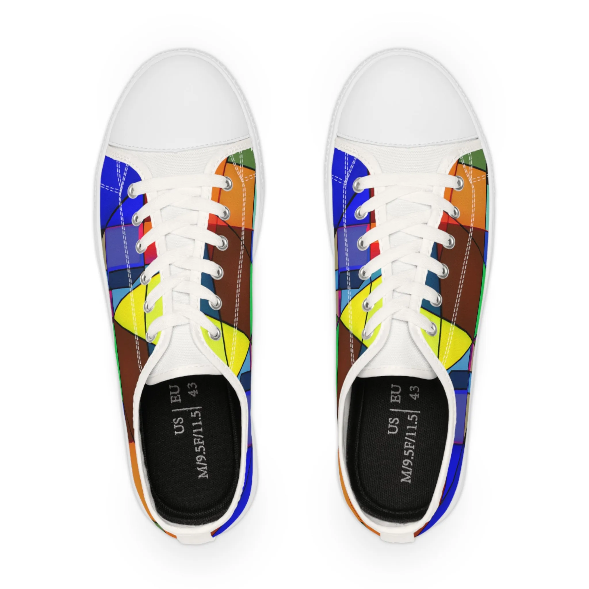 Hildegard de la Villafuerta - Low Top Shoes