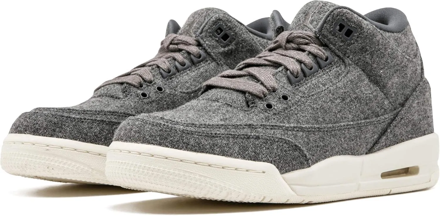 Jordan Retro 3 Basketball Gradeschool Kid's Shoes