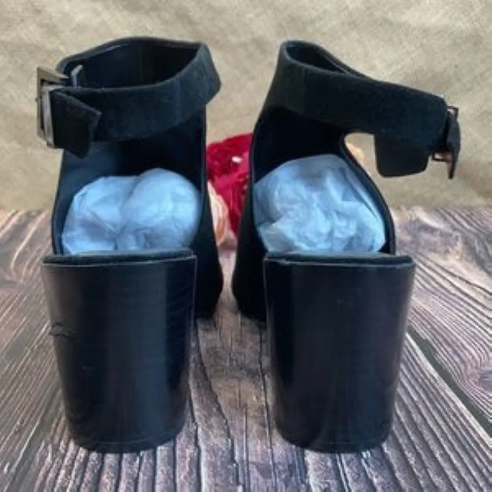 Kenneth Cole Black Suede Val Block-Heel Peep-Toe Booties 9M