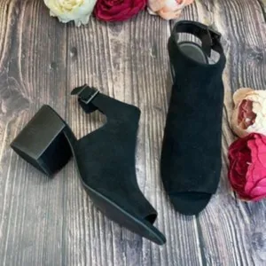 Kenneth Cole Black Suede Val Block-Heel Peep-Toe Booties 9M