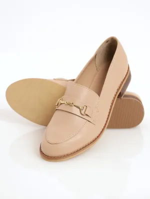 Ladies Full Patent Embossed Loafer With Metal Bar - Beige