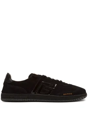 Low Top Lace Up Sneaker