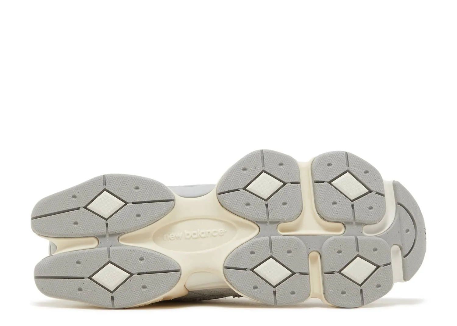 New Balance 9060
Quartz Grey