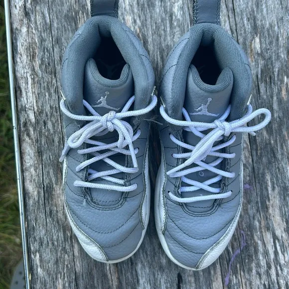 Nike Boys Air Jordan12,size 13 youth,151186-015 Gray &amp; white Basketball  Sneaker