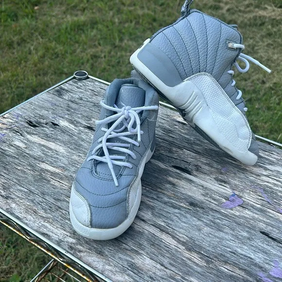 Nike Boys Air Jordan12,size 13 youth,151186-015 Gray &amp; white Basketball  Sneaker