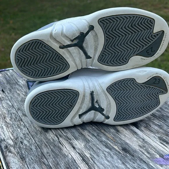 Nike Boys Air Jordan12,size 13 youth,151186-015 Gray &amp; white Basketball  Sneaker