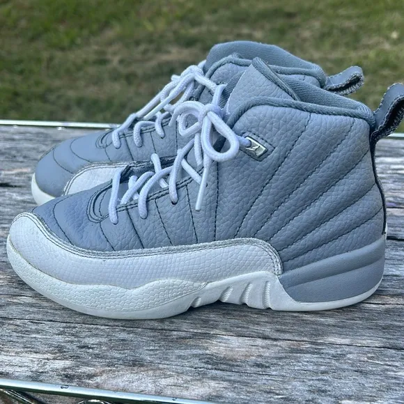 Nike Boys Air Jordan12,size 13 youth,151186-015 Gray &amp; white Basketball  Sneaker