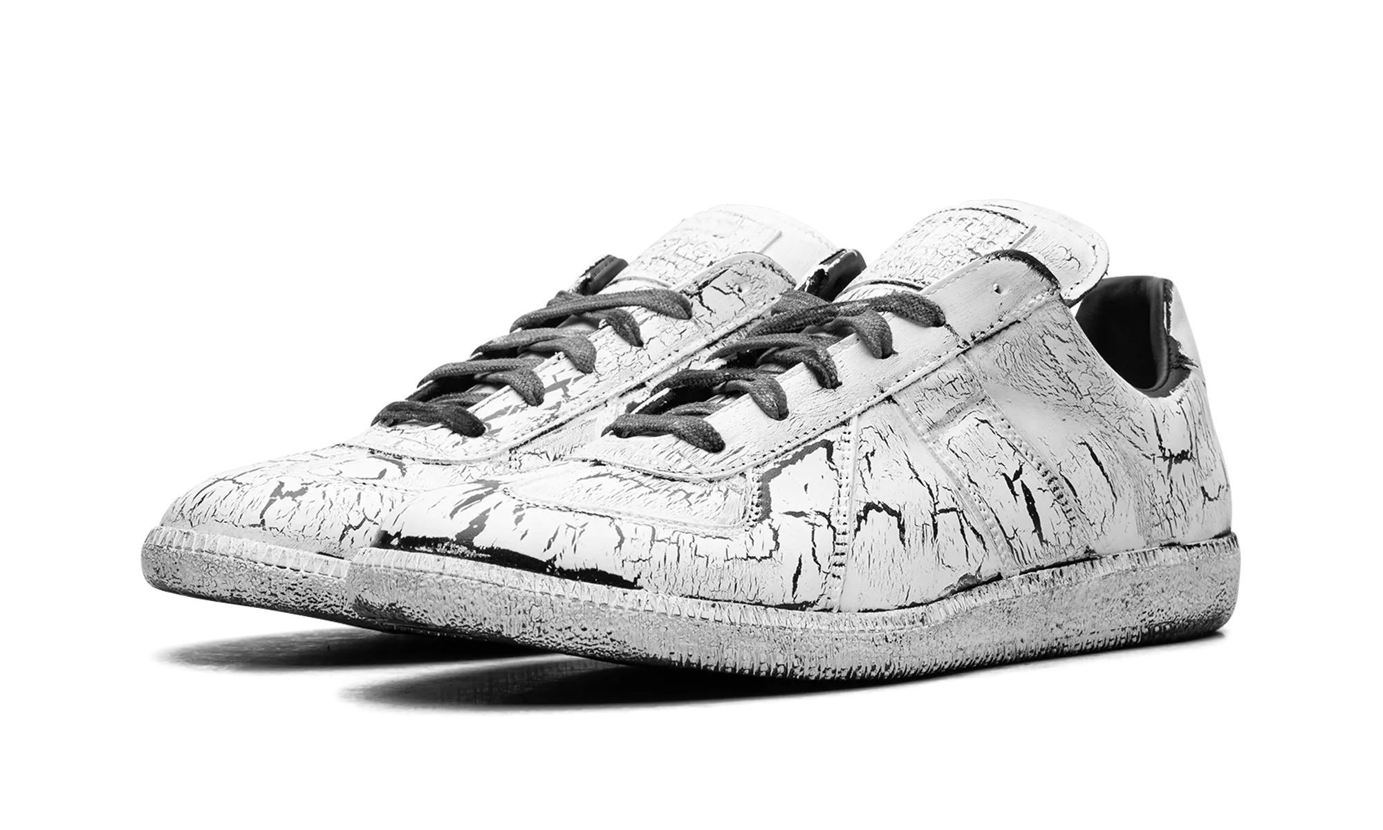Replica Low Top Sneaker "Cracked"