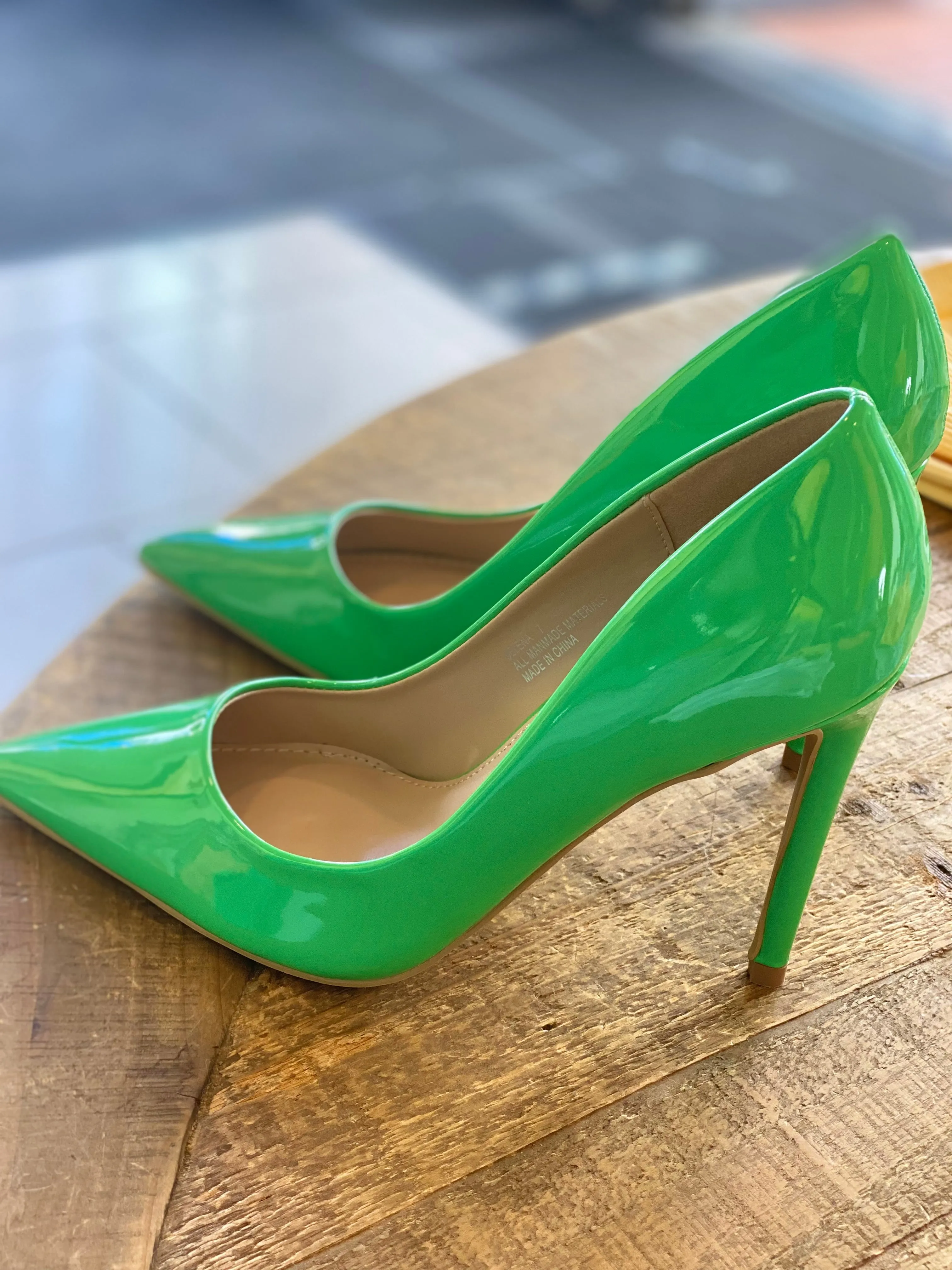 Selena Heel