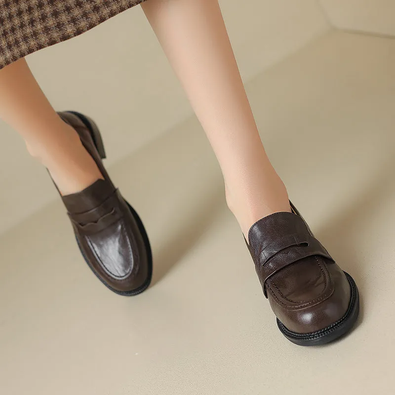 Women's Leather Round Toe Preppy Style Classic Low Heeled Loafers