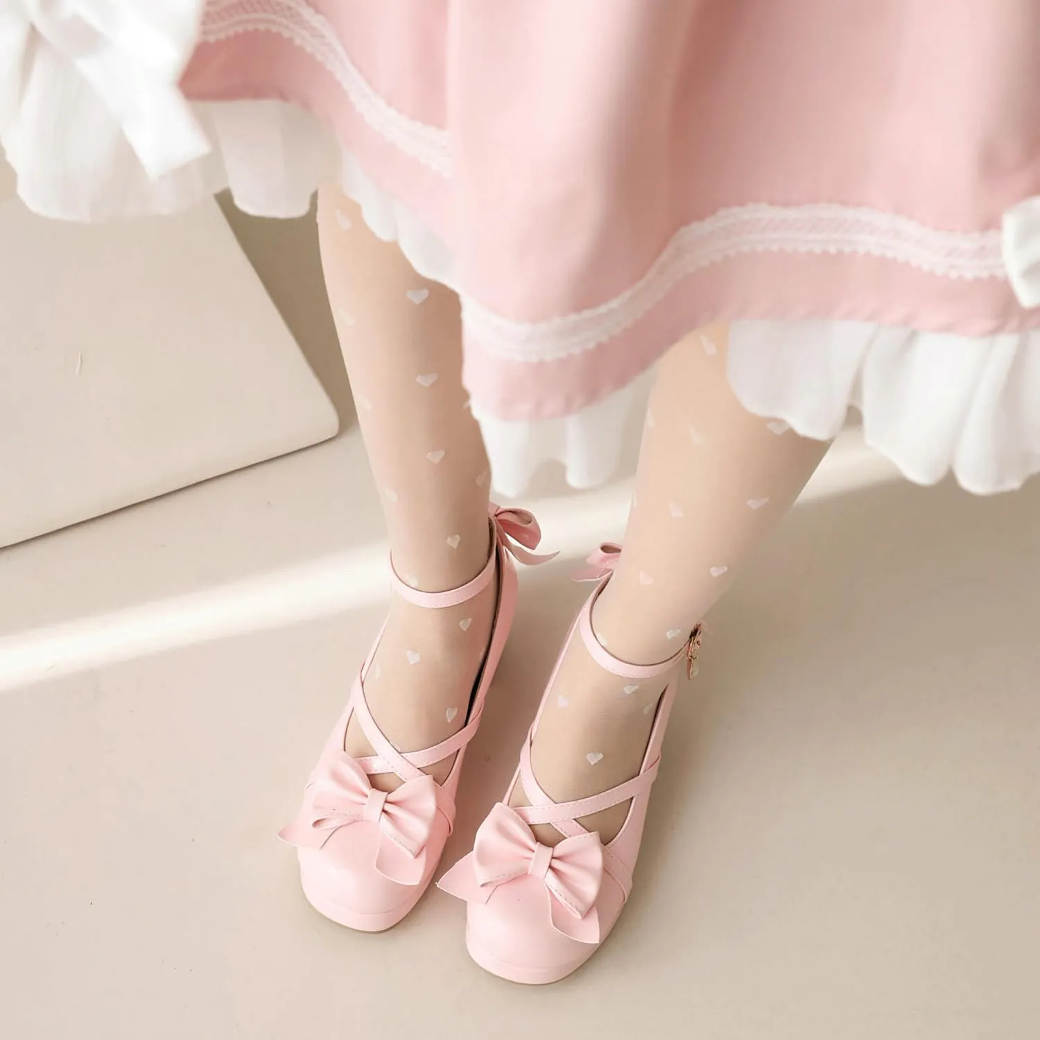 Womens Round Toe Ankle Strap Mary Janes Patent Platform High Heels Pumps Bow Kawaii Chunky Mid Heel Closed Toe Cute Goth Strappy Dress Shoes